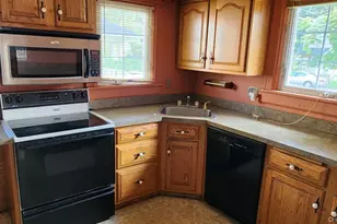 21 Marple Rd, Poughkeepsie, NY 12603 - Photo 13