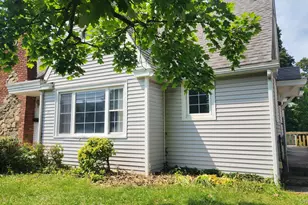 21 Marple Rd, Poughkeepsie, NY 12603 - Photo 3