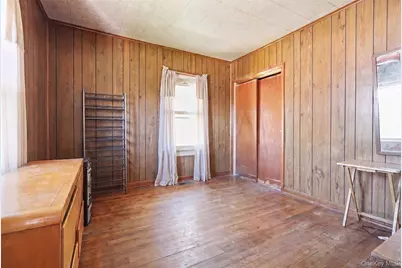 1 Moore Avenue, Hempstead, NY 11550 - Photo 9