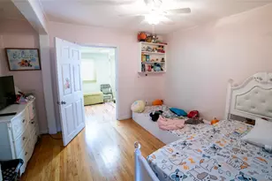 208 Wood Hampton Dr, White Plains, NY 10603 - Photo 17