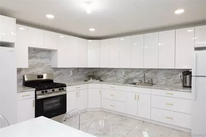 4 Rita Avenue #B, Monsey, NY 10952 - Photo 9