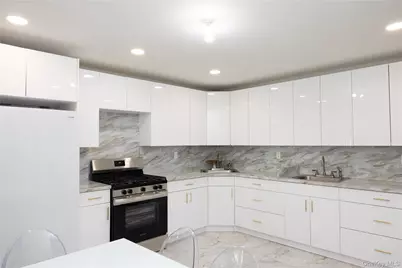 4 Rita Avenue #B, Monsey, NY 10952 - Photo 11