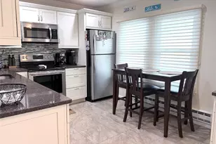 32 Hearthside Dr, Mount Sinai, NY 11766 - Photo 5