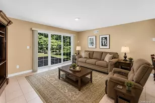 112 Dorado Ct S, Middle Island, NY 11953 - Photo 9