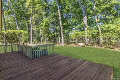 112 Dorado Court S, Middle Island, NY 11953 - Photo 35