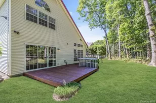 112 Dorado Ct S, Middle Island, NY 11953 - Photo 37