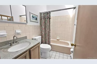 22 Donna Drive, Calverton, NY 11933 - Photo 23