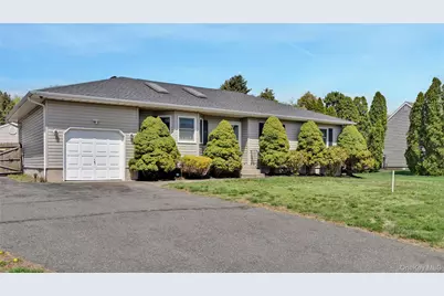 22 Donna Drive, Calverton, NY 11933 - Photo 1