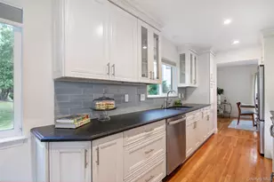 280 Birch Ln, Irvington, NY 10533 - Photo 15