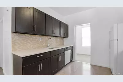 937 E 225th Street, Bronx, NY 10466 - Photo 5