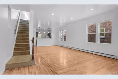 937 E 225th Street, Bronx, NY 10466 - Photo 3