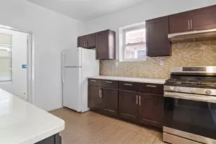 937 E 225th St, Bronx, NY 10466 - Photo 21