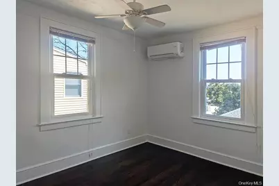 344 Roslyn Ave, Carle Place, NY 11514 - Photo 11
