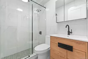 83-32 159th St, Jamaica, NY 11432 - Photo 11