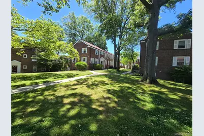 147-46 Village Road #86B, Briarwood, NY 11435 - Photo 23