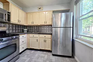 147-46 Village Rd, Briarwood, NY 11435 - Photo 11