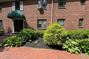 313 Main St, Roslyn, NY 11576 - Photo 25