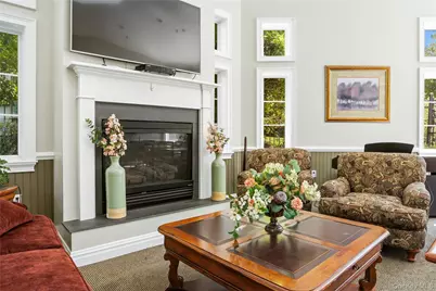 100 Woodcrest Lane #112, Mount Kisco, NY 10549 - Photo 15