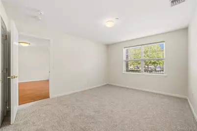 100 Woodcrest Lane #112, Mount Kisco, NY 10549 - Photo 11