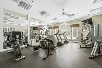 100 Woodcrest Lane #112, Mount Kisco, NY 10549 - Photo 17