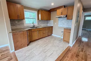 100-31 200th St, Hollis, NY 11423 - Photo 3