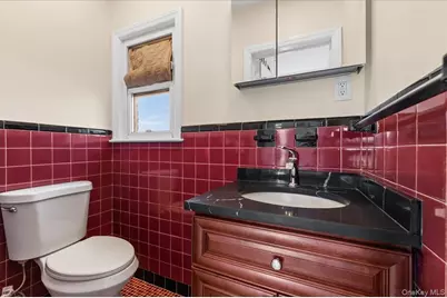 530 Washington Boulevard, Long Beach, NY 11561 - Photo 23