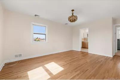 530 Washington Boulevard, Long Beach, NY 11561 - Photo 27