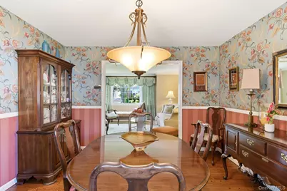 7 Lawrence Court, Syosset, NY 11791 - Photo 11