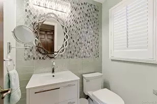 7 Lawrence Ct, Syosset, NY 11791 - Photo 19