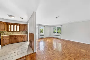 240 Pearl St, Lawrence, NY 11559 - Photo 9