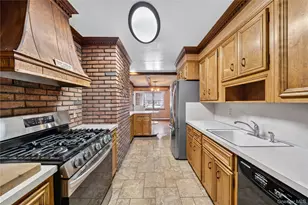240 Pearl St, Lawrence, NY 11559 - Photo 5