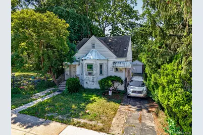 185-06 64th Avenue, Fresh Meadows, NY 11365 - Photo 3