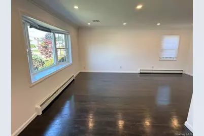 322 N Virginia Avenue, Massapequa, NY 11758 - Photo 3