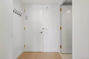 3 Ct Square, Long Island City, NY 11101 - Photo 3
