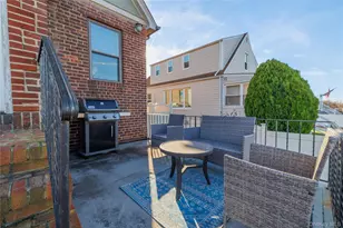 57 Island Pkwy, Island Park, NY 11558 - Photo 3