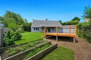 11 Wagon Ln, Levittown, NY 11756 - Photo 21