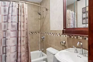 85-16 248th St, Bellerose, NY 11426 - Photo 9