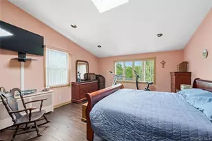 85-16 248th St, Bellerose, NY 11426 - Photo 11