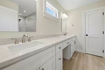 3104 (Aka 3169) Sound Avenue, Riverhead, NY 11901 - Photo 9