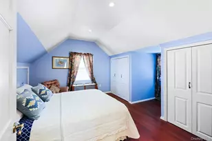 42 Beechwood Ln, New Hyde Park, NY 11040 - Photo 47
