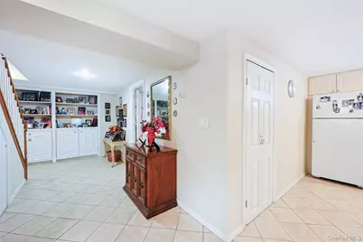42 Beechwood Lane, New Hyde Park, NY 11040 - Photo 33