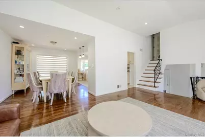 506 Cedarwood Drive, Cedarhurst, NY 11516 - Photo 5