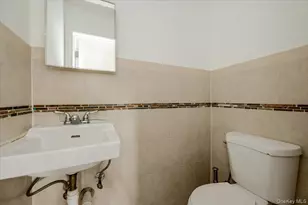 506 Cedarwood Dr, Cedarhurst, NY 11516 - Photo 13