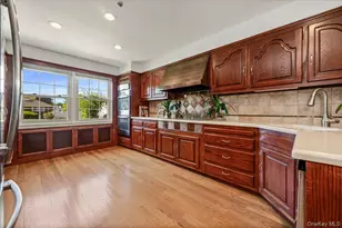 1401 Herzel Blvd, West Babylon, NY 11704 - Photo 11