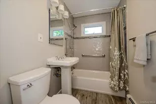 1401 Herzel Blvd, West Babylon, NY 11704 - Photo 23