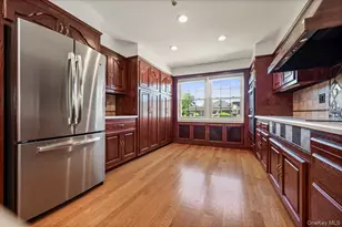 1401 Herzel Blvd, West Babylon, NY 11704 - Photo 13