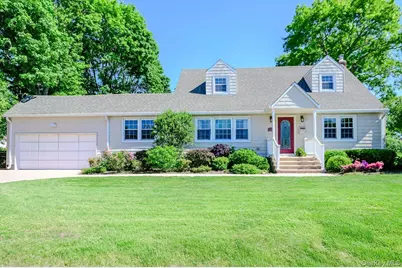 1401 Herzel Boulevard, West Babylon, NY 11704 - Photo 1