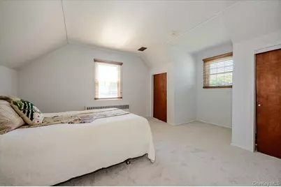 1401 Herzel Boulevard, West Babylon, NY 11704 - Photo 21