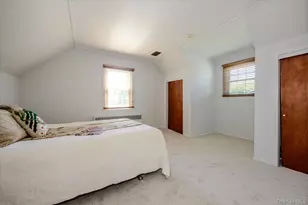 1401 Herzel Blvd, West Babylon, NY 11704 - Photo 21
