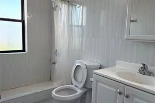 40-35 Ithaca St, Elmhurst, NY 11373 - Photo 9